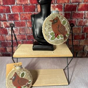 Cardinal Christmas Themed Earring. 1 Pair.